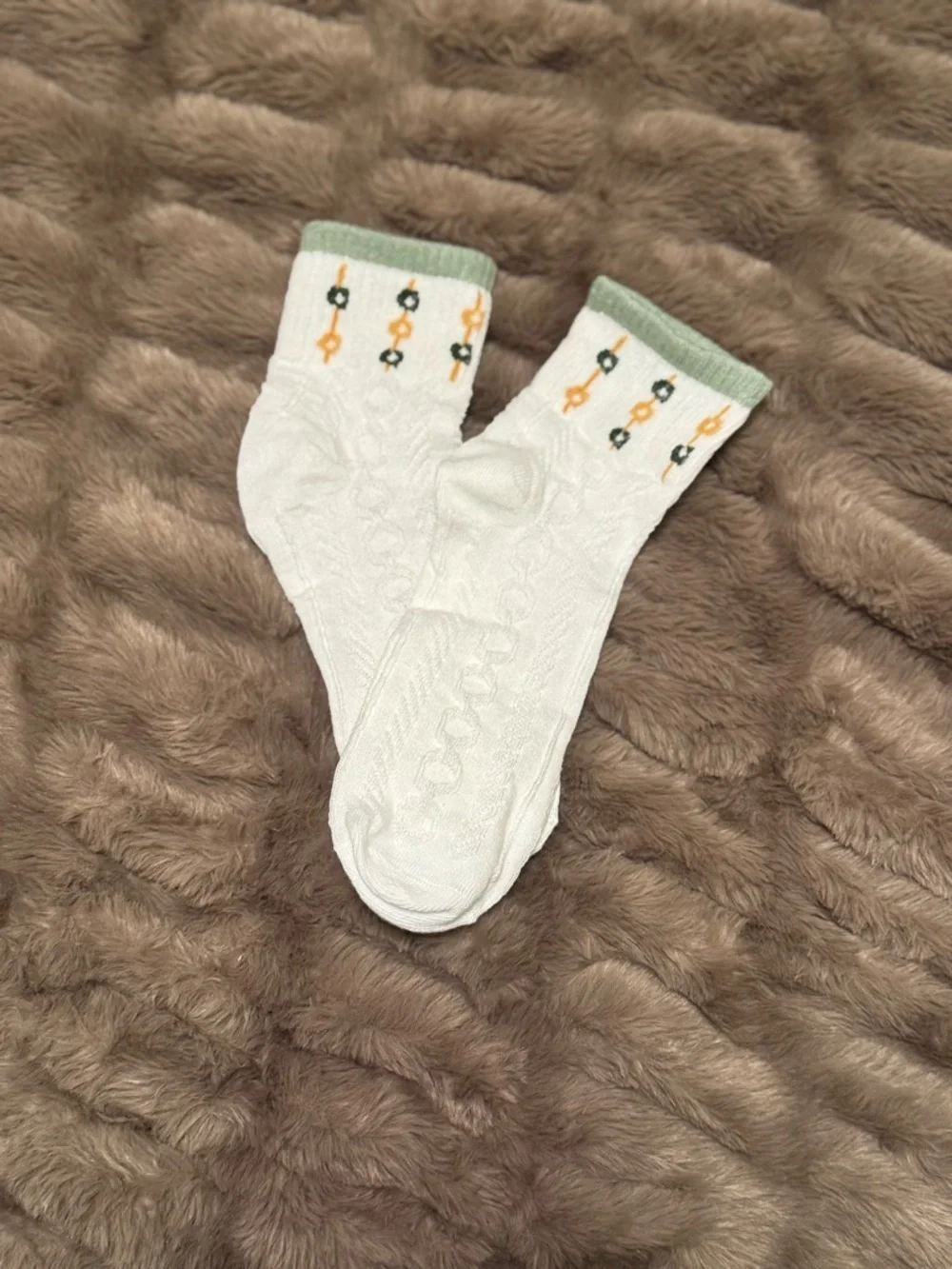 Women’s White and Floral Crew Socks with Green Trim - OS